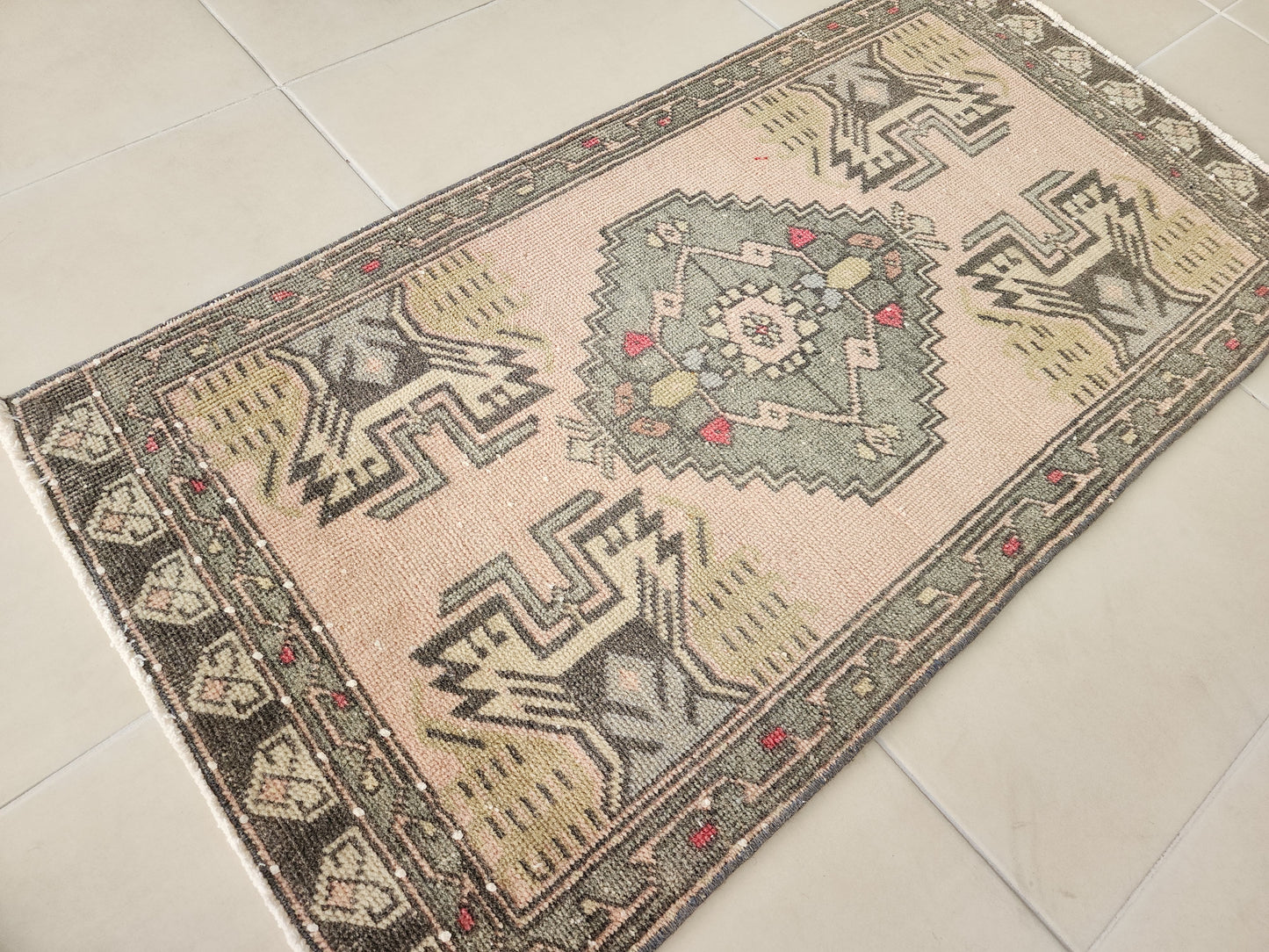 Vintage Mini Decor Rug 2x3 ft- skuy116