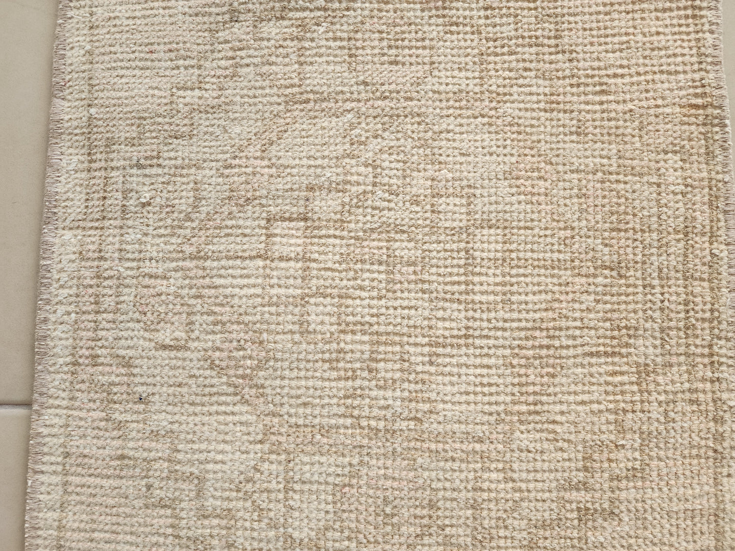Hand Made Small Neutral Rug 2x3 ft - skuy133