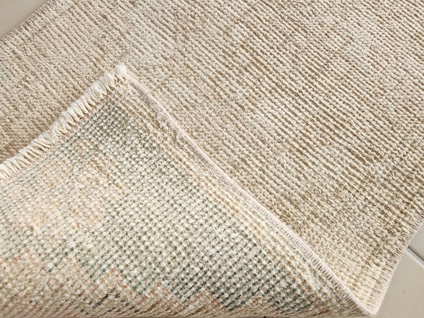 Hand Made Small Neutral Rug 2x3 ft - skuy133
