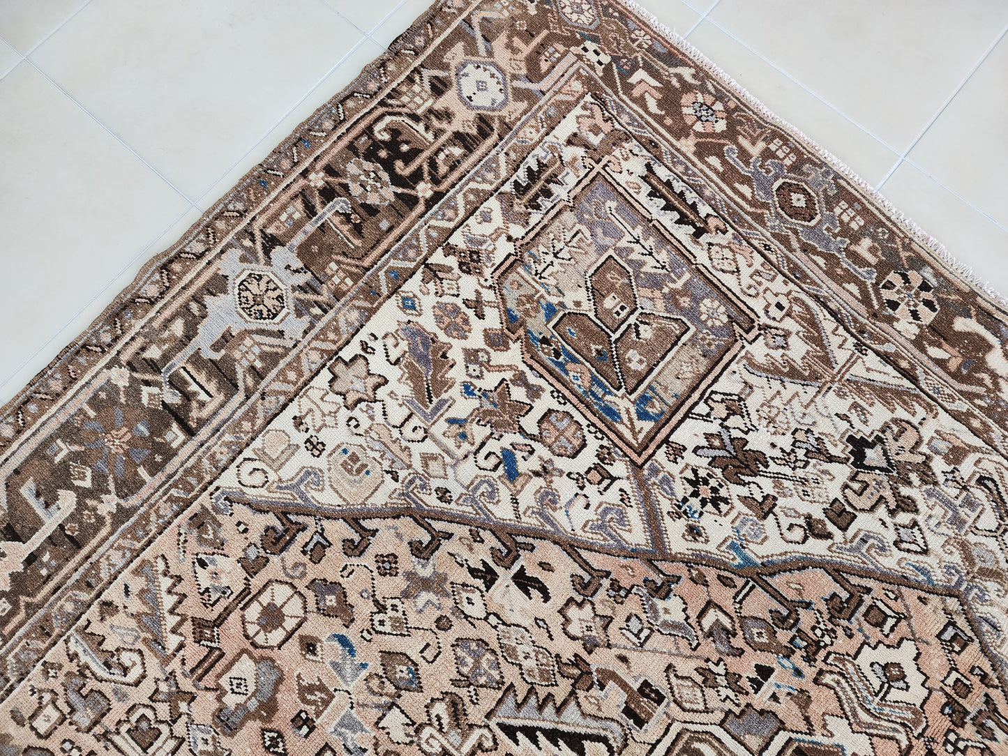 Vintage Heriz Wool Rug 9x12 ft – Hand Knotted Persian Tribal Neutral Beige Area Rug (1950s)- sku2096