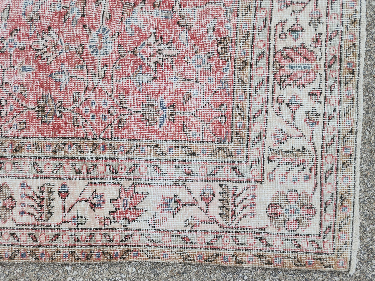 Vintage Oushak Rug 7x10: Handwoven Turkish Wool, Faded Red Farmhouse Style