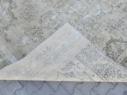 Vintage Oriental Rug 9x12: Beige And Brown Wool, Medallion Persian Border Design, Hand Knotted