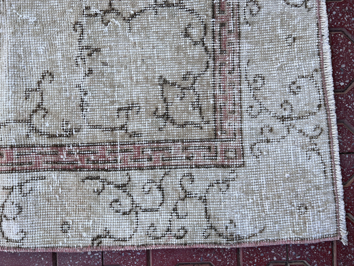 Handwoven Turkish Oushak Rug 4x7: Neutral Bohemian Wool Rug