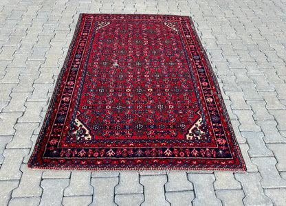 Handcrafted Vintage Wool Rug 4x6: Neutral Boho Accent