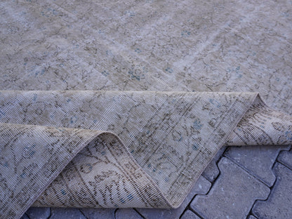 6x10 Vintage Turkish Rug: Neutral Muted Isparta Rug