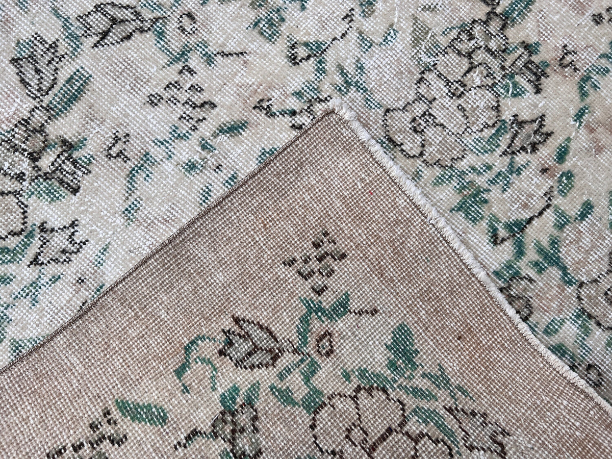 Handwoven Turkish Oushak Rug: 3.7x6.6, Wool & Cotton Floral Rug