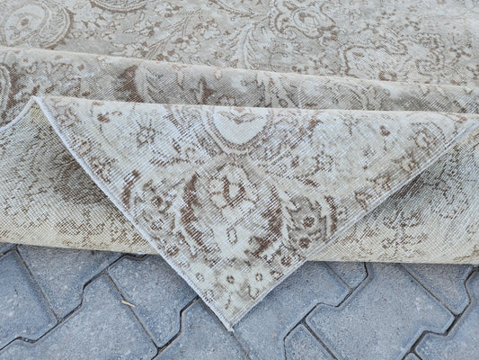 6x10 Vintage Oushak Wool Rug, Beige Turkish Hand-Knotted Area Rug, Neutral Decor