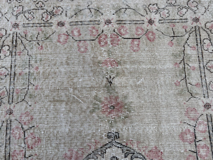 Handwoven Turkish Oushak Rug: 50/50 Wool Cotton Blend