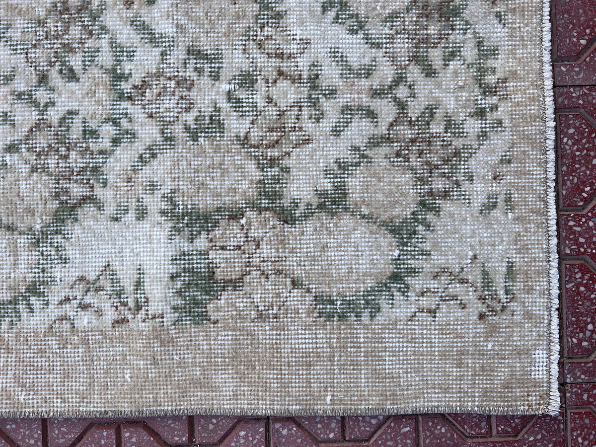 Vintage Oushak Rug 4x6: Handwoven Wool & Cotton Bohemian Rug