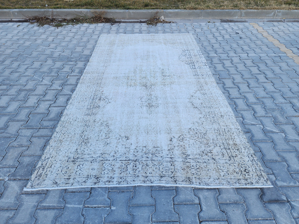 5x9 Hand Knotted Oushak Rug: Green & Beige Turkish Decor