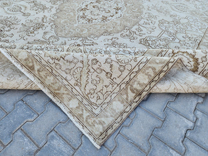Large Vintage Turkish Rug 10x12: Hand Knotted Wool Area Rug