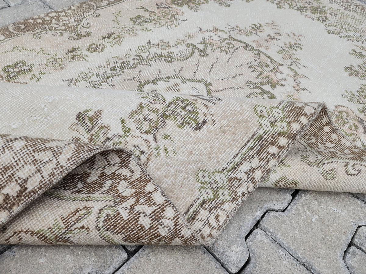 4x7 Vintage Turkish Oushak Rug: Handwoven Wool & Cotton