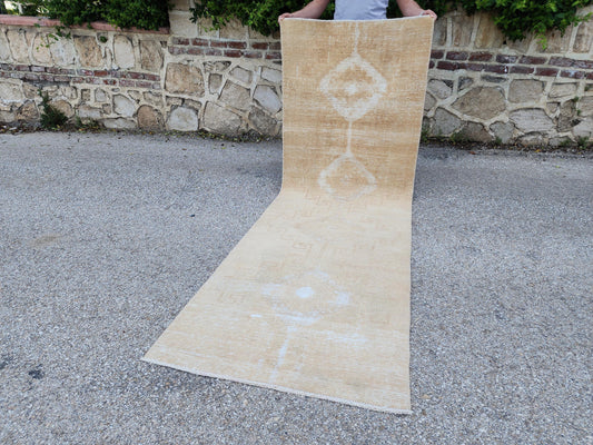 3x9 ft Turkish Vintage Oushak Wool Runner – Beige, Hallway