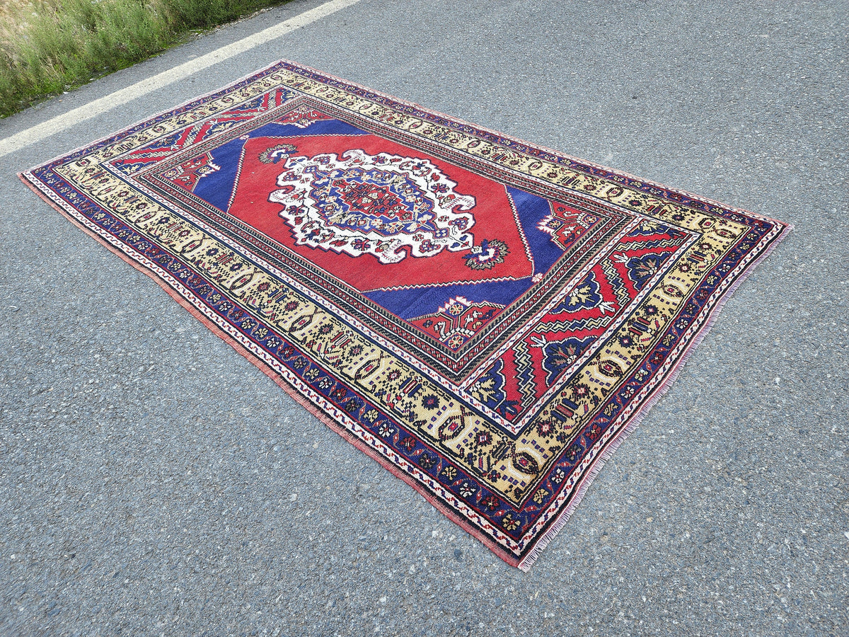 5x8 Vintage Oushak Rug: Hand-Knotted Oriental Wool Rug