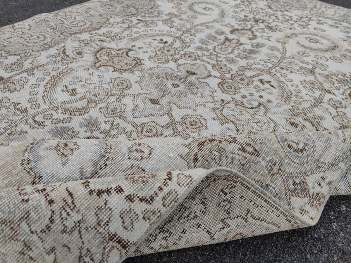 Handwoven Turkish Oushak Rug 5x8: Neutral Boho Decor