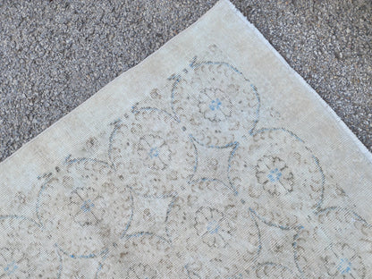 Hand Knotted Wool Rug 6x9: Turkish Isparta Beige Color