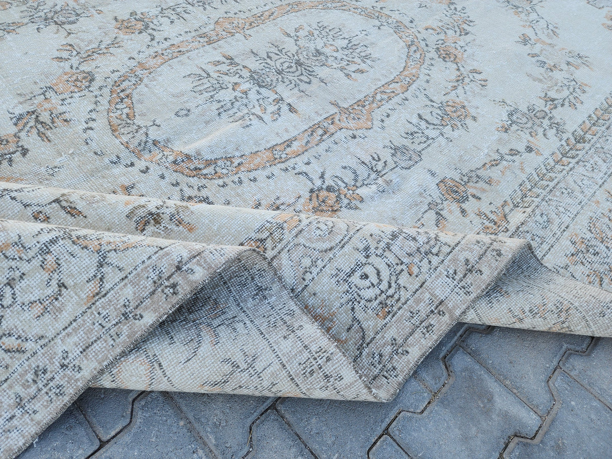 Vintage Isparta Turkish Rug 7x10: Green Oriental Rug