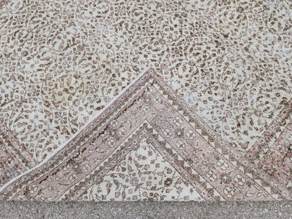 Handmade Oushak Wool Rug 7x10: Vintage Turkish Beige Carpet