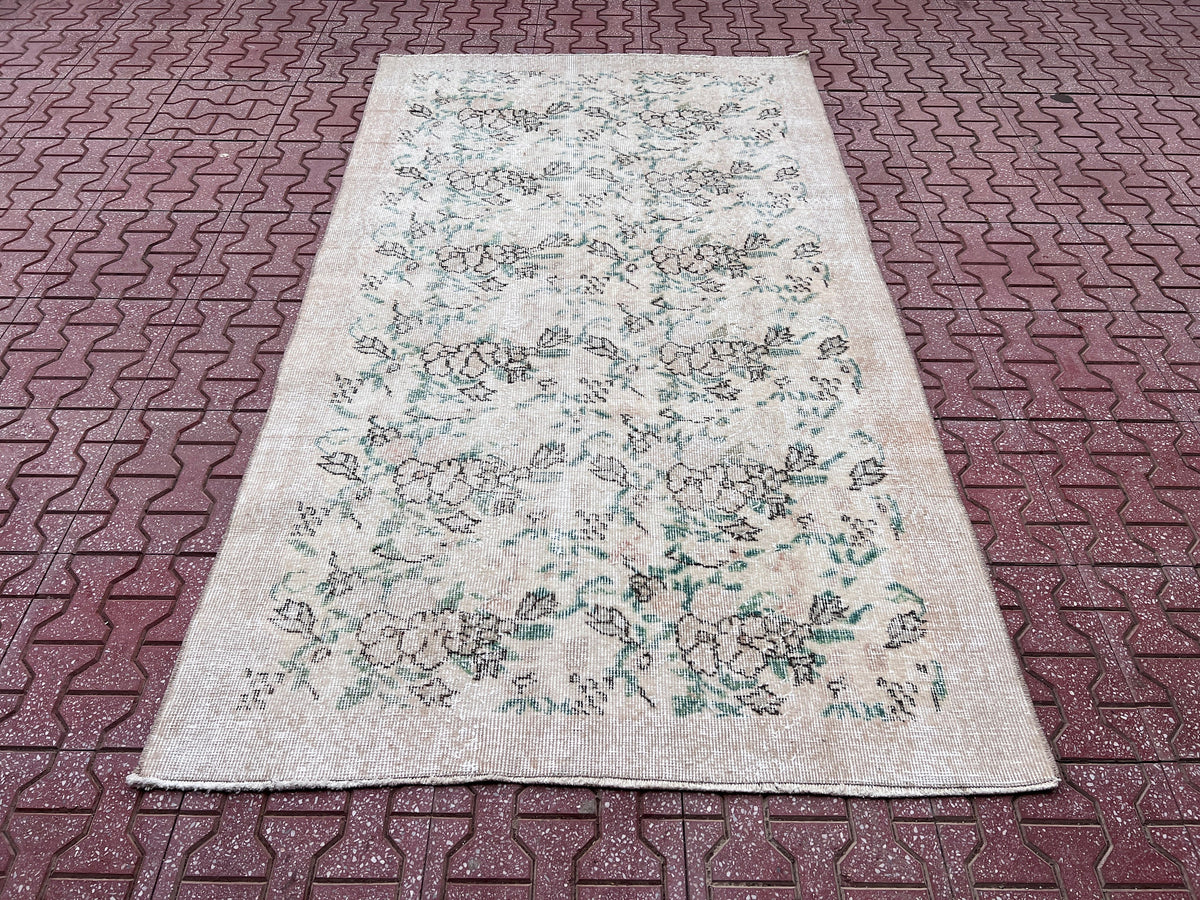 Handwoven Turkish Oushak Rug: 3.7x6.6, Wool & Cotton Floral Rug