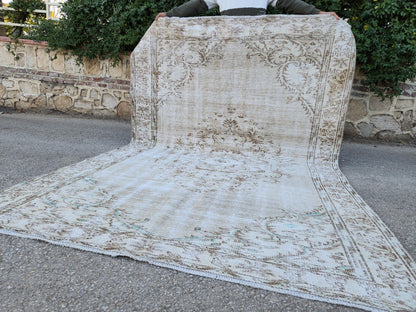 6x9 Vintage Rug, Turkish Hand Made, Oushak Medallion Design, Eco Friendly