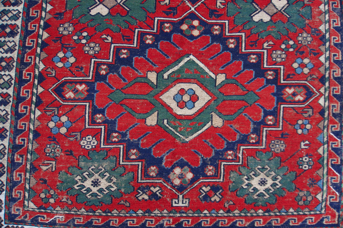 Vintage Kilim Rug 7x9: Hand Woven Oriental Design, Boho Oriental Soumak Carpet