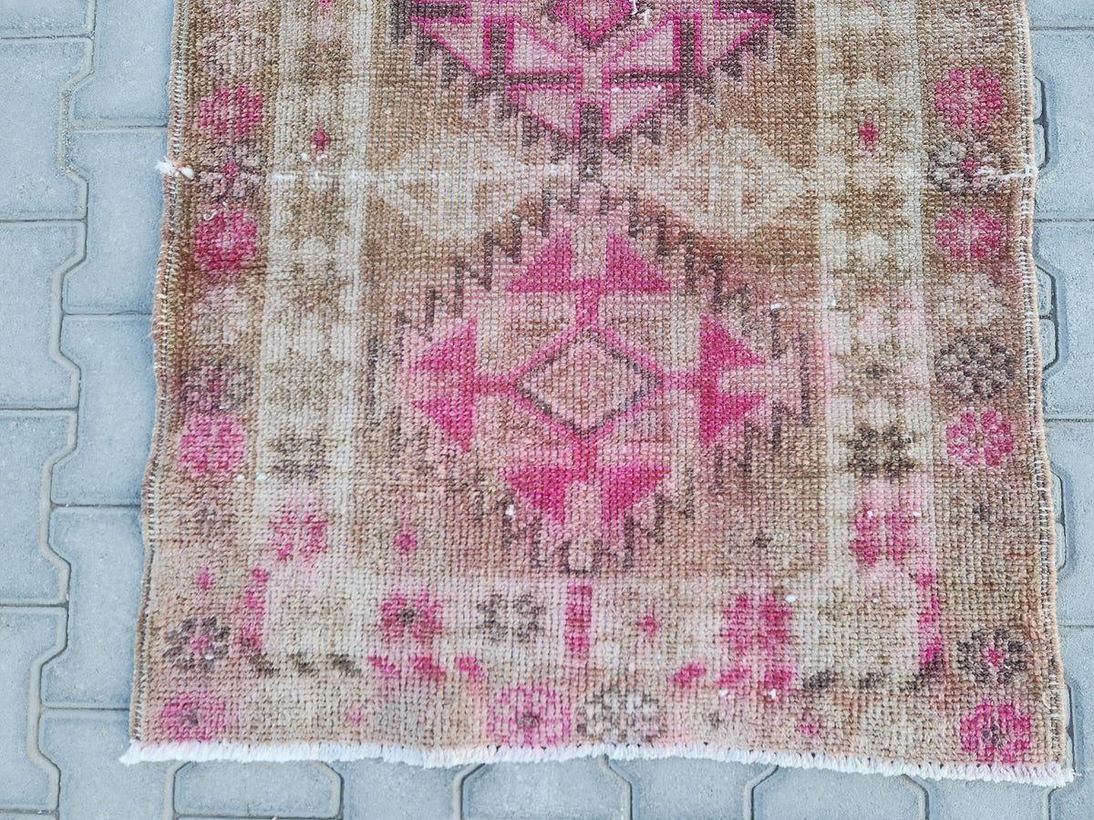 3x11 Vintage Runner Rug : Herki Handwoven Wool, Pink & Brown