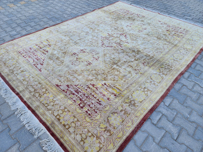 Vintage Oushak Rug 8x11: Hand-knotted Neutral Wool Oriental Rug