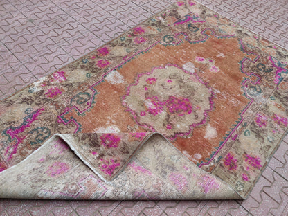 Handwoven Oushak Loom Rug 4x7: Turkish Bohemian Decor