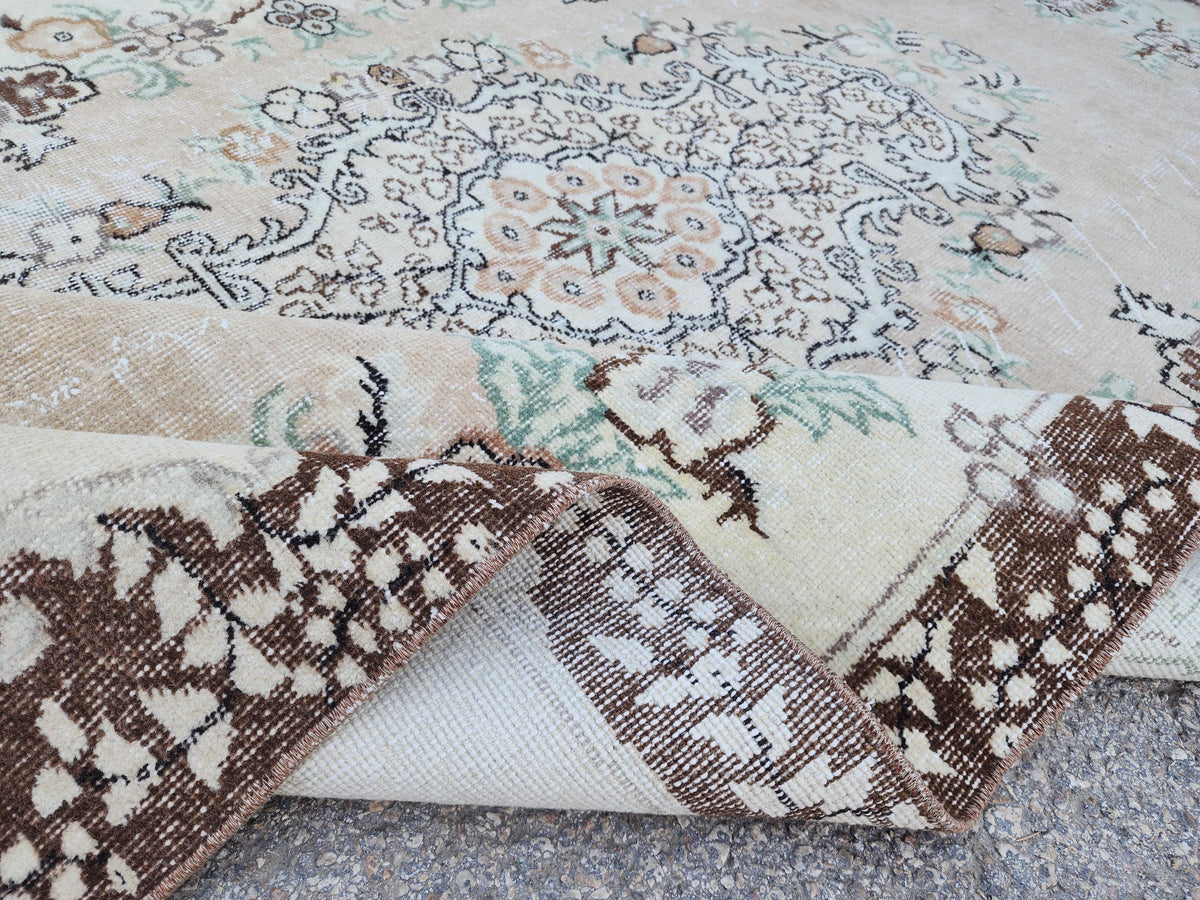 Hand Made Rug 5.7 x 9 ft, Turkish Hand Made Oushaj Design, Dining Room Decor