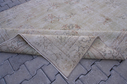 6x10 Neutral Rug, Floral Medallion Design, Turkish Hand Knotted