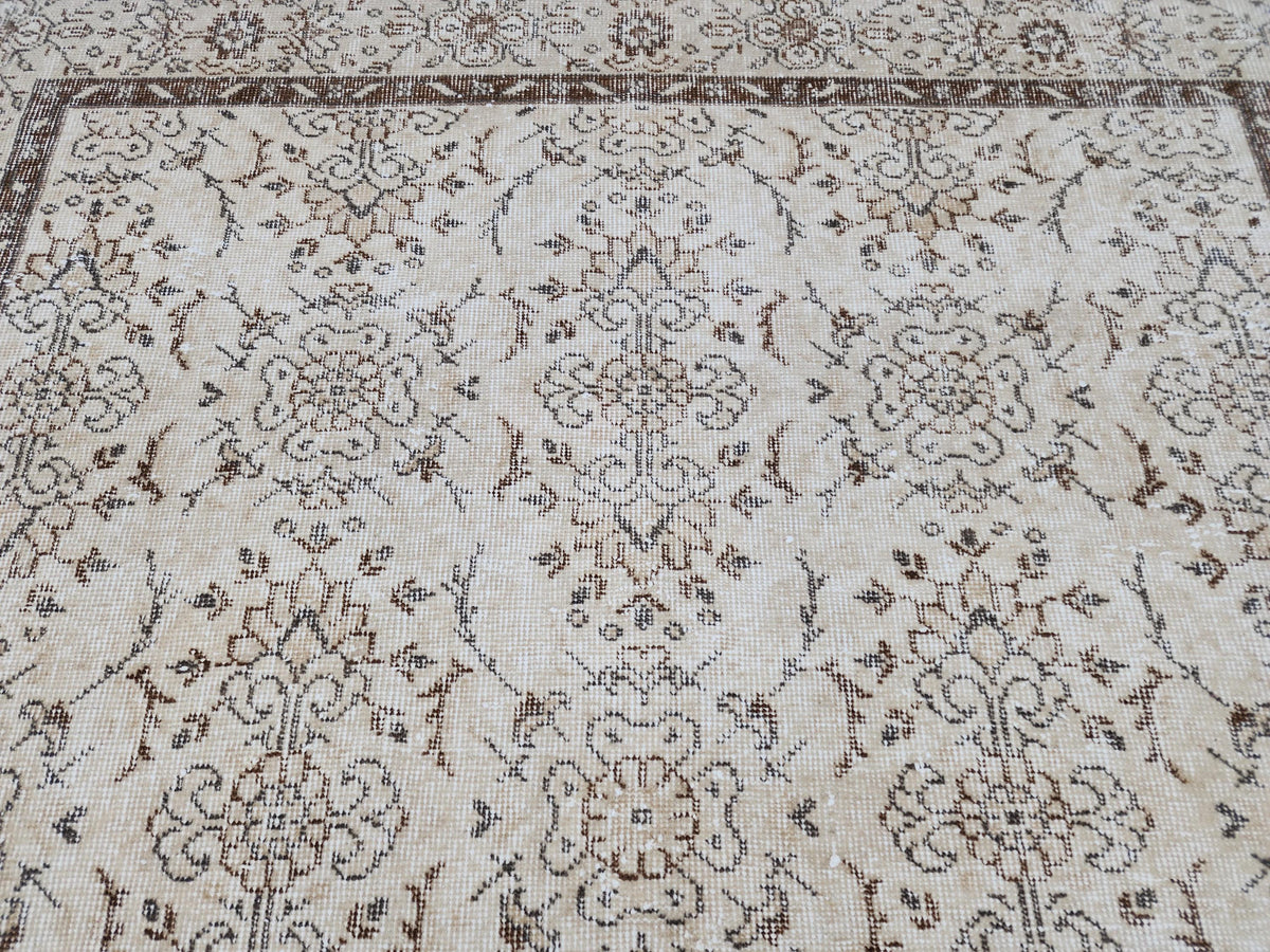 Neutral Handmade Oushak Rug 6x10: Wool Turkish Oriental Area Rug, Farmhouse Decor