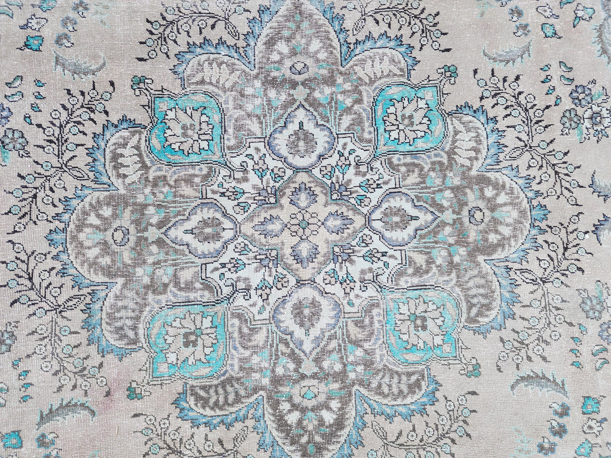 Vintage Neutral Area Rug 9x13: Persian Medallion Design, Brown and Green