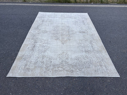 Handwoven Turkish Oushak Rug: 5x8 Vintage Wool & Cotton Area Rug