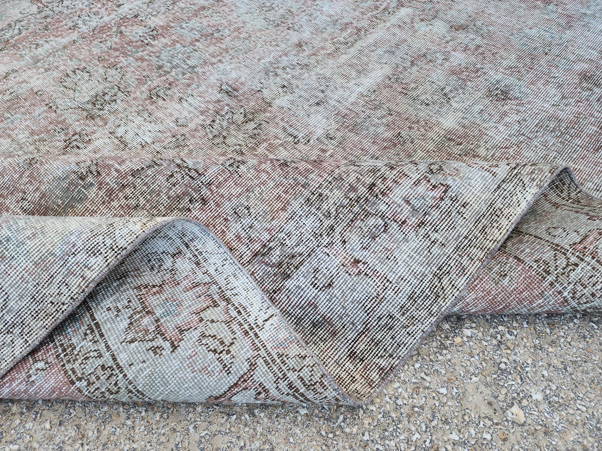 Vintage Oushak Rug 5x8: Handwoven Turkish Wool, Neutral Farmhouse Style