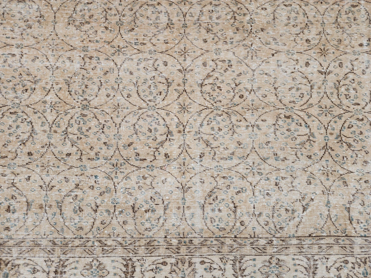 Hand Knotted Wool Rug 6x10: Beige Turkish Oushak Rug