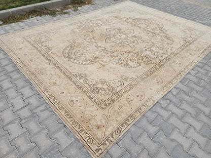 9x12 Vintage Turkish Oushak Rug: Hand Knotted Wool, Gray Cream