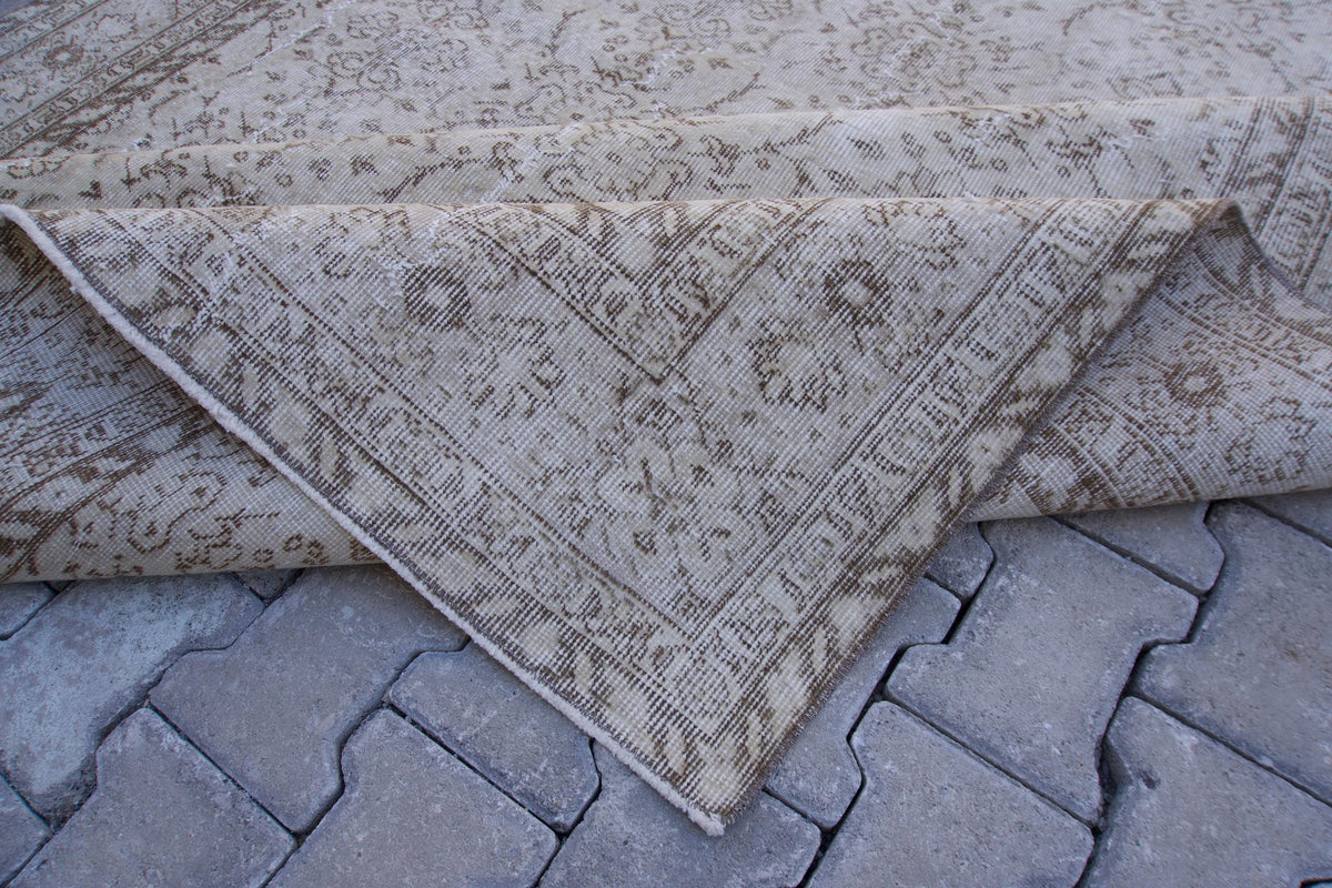 Handmade Turkish Isparta Rug: 7x10 Beige Oriental Area Rug
