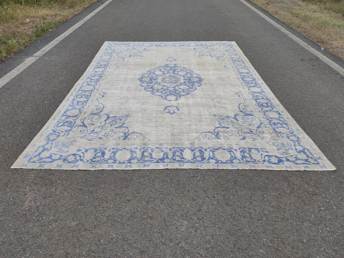 9x13 Blue Medallion Turkish Oushak Rug: Hand-Knotted Wool Vintage Rug