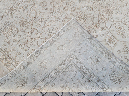 Vintage Turkish Area Rug 10x12: Handcrafted Wool Beige Rug