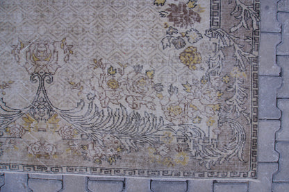 6x10 Turkish Area Rug, Boho Floral Design, Living Room Decor