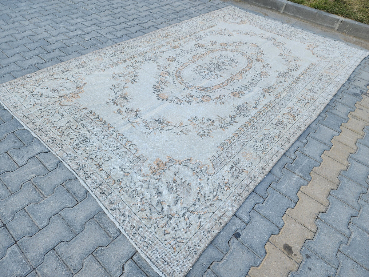 Vintage Isparta Turkish Rug 7x10: Green Oriental Rug