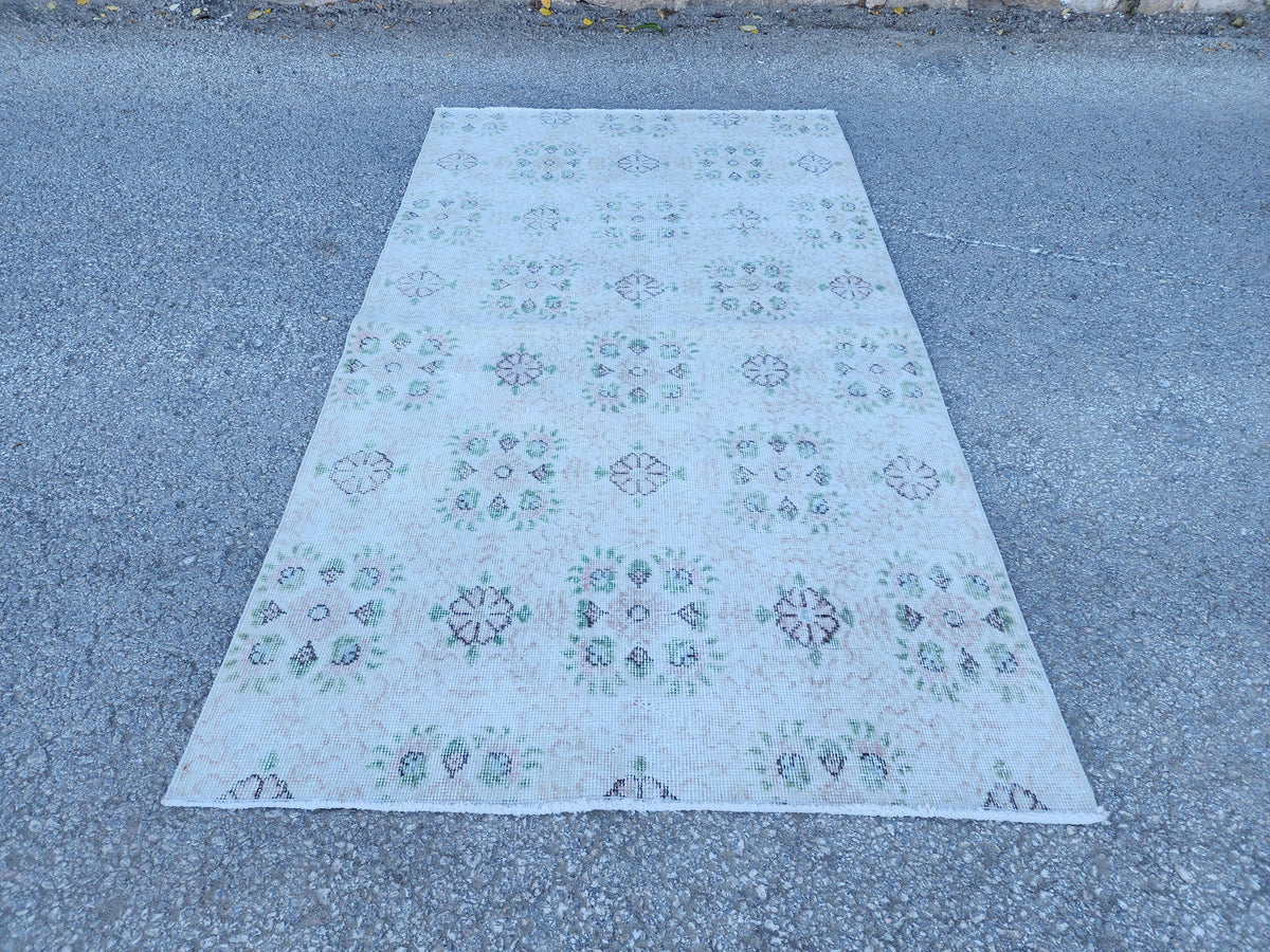 3x6 Neutral Small Runner Rug: Hand Knotted, Entry Decor