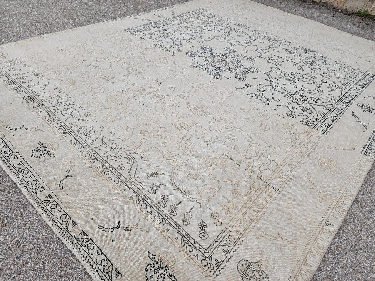 Beige Vintage Rug, 9×12, Hand-Knotted Oriental, Traditional Turkish Living Room Carpet
