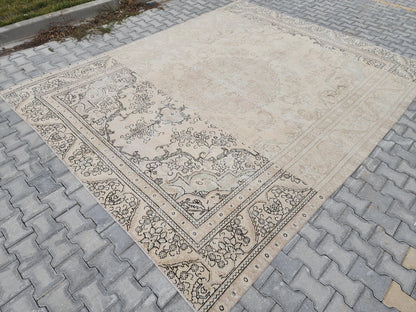 9×12  Vintage Wool Rug : Rustic Abraj  Hand-Woven, Neutral and Beige