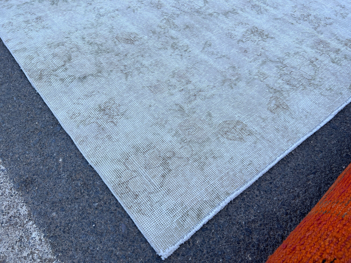 Vintage Oriental Rug 6x10: Neutral Beige Abstract Area Rug