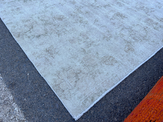 Vintage Oriental Rug 6x10: Neutral Beige Abstract Area Rug