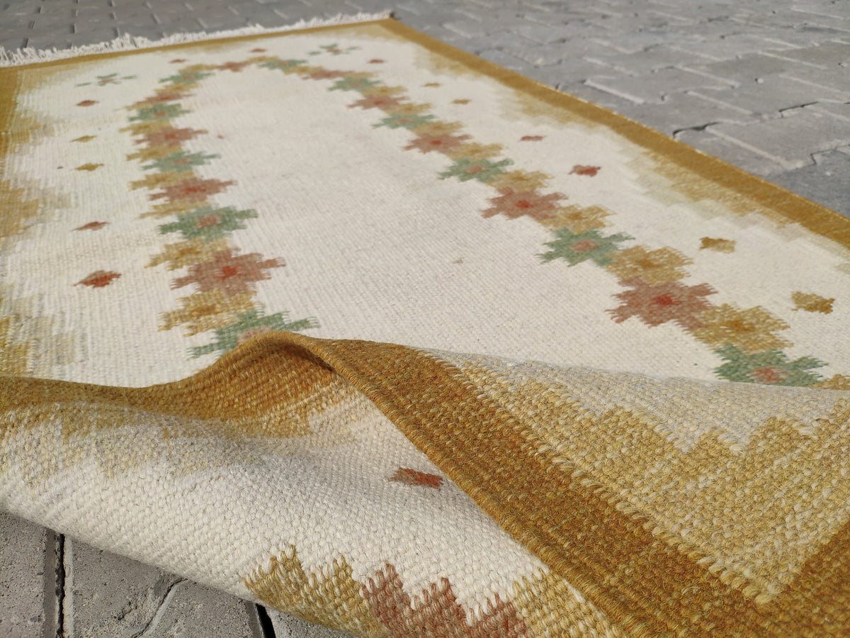 Eclectic Kilim Rug 3x6: Beige Turkish Handmade Rug
