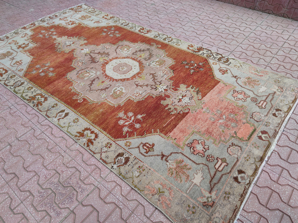 Vintage Oushak Rug 4x8: Hand-Knotted Wool Hallway Carpet
