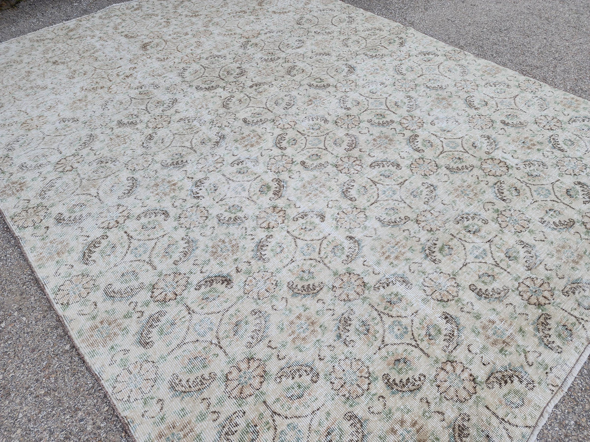 7x9 Turkish Area Rug, Bohemian Rustic Decor, Neutral Geometric Design