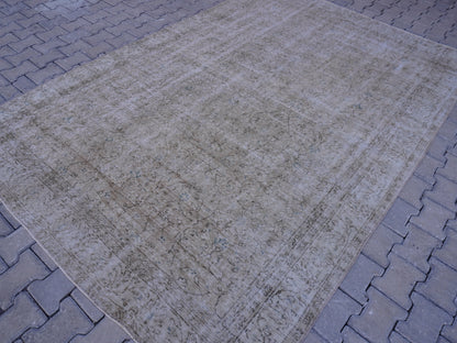 6x10 Vintage Turkish Rug: Neutral Muted Isparta Rug